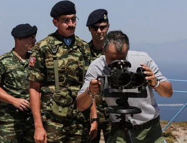 Η ανάρτηση του Θεοδωράκη για την επίσκεψή του σε φυλάκιο στο Αγαθονήσι (φώτο)